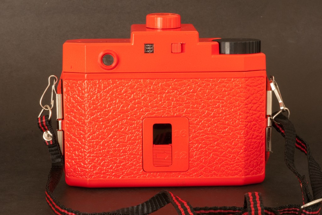 Holga CNF 120 - view of the back