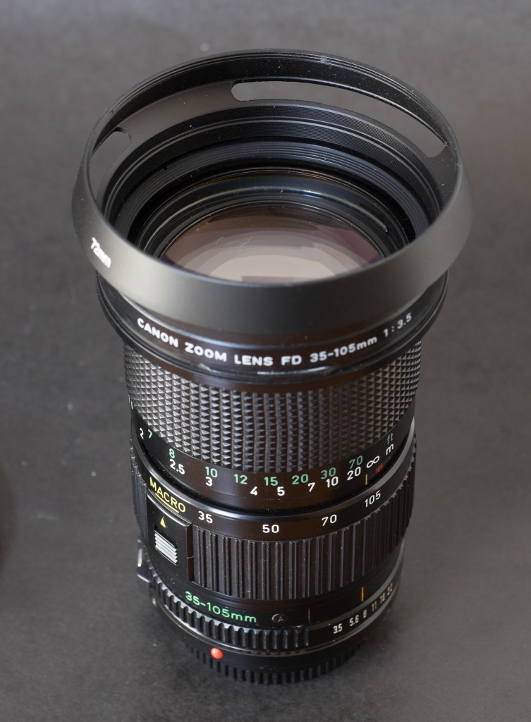 Canon FD Zoom 35-105 f/3.5 (3 rings)