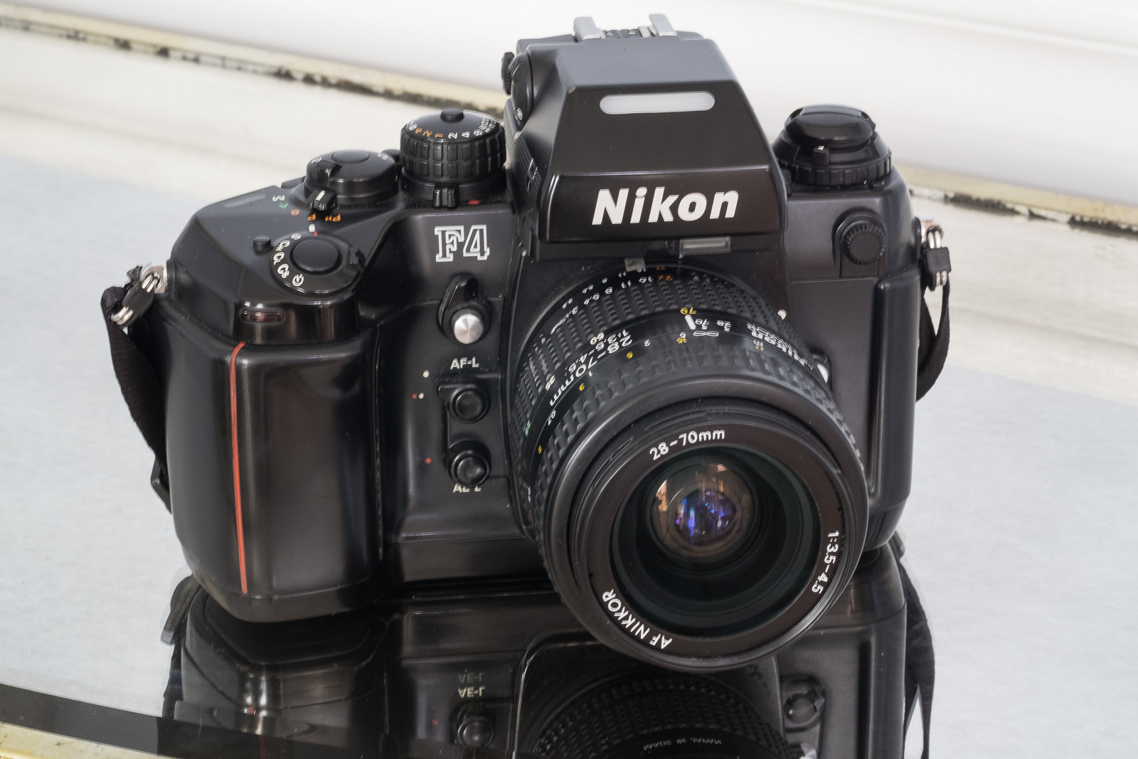 Nikon F4 – Nikon's last conventional Pro camera – CamerAgX – a new 